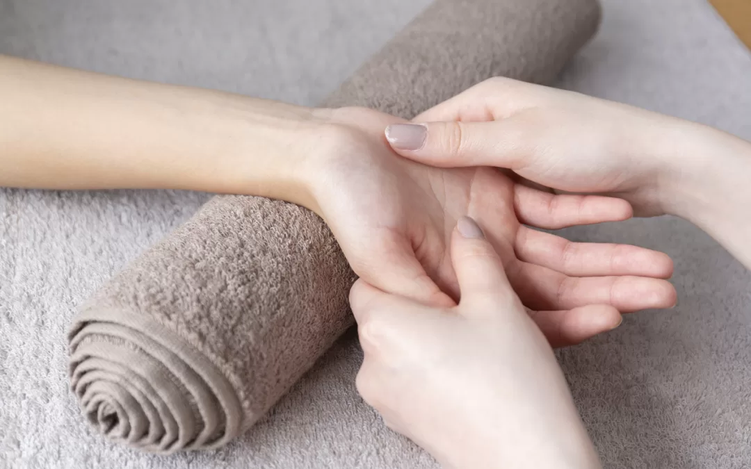 Combating Arthritis with Massage: A Natural Pain-Relief Solution